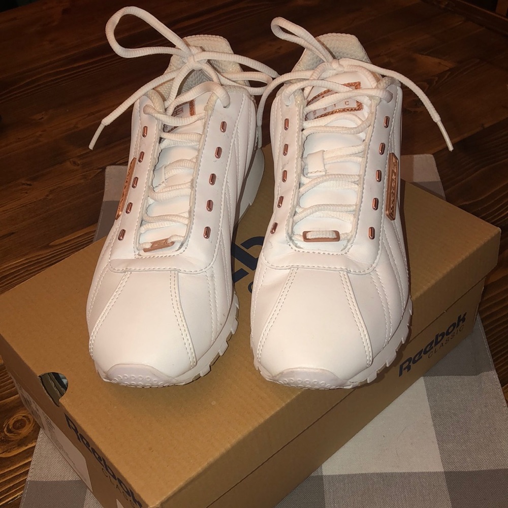 🔶REEBOK CLASSICS🔶